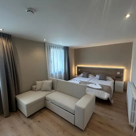 Guest house Hotel Lord Sant Llorenc de Morunys