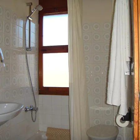 Guest house Casa Joan 2*