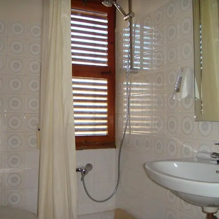Guest house Casa Joan 2*