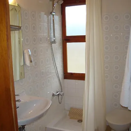 Guest house Casa Joan 2*